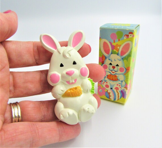 1973 Funny Bunny AVON PIN PAL / Fragrance Glace /… - image 2