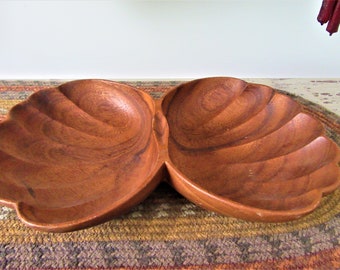 Vintage Mid Century / MonkeyPod Wood / Divided Serving Tray / Clam Shaped / Hand Carved / From Honolulu