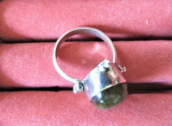 Vintage Sterling Silver Cocktail Ring: Green Moon… - image 6