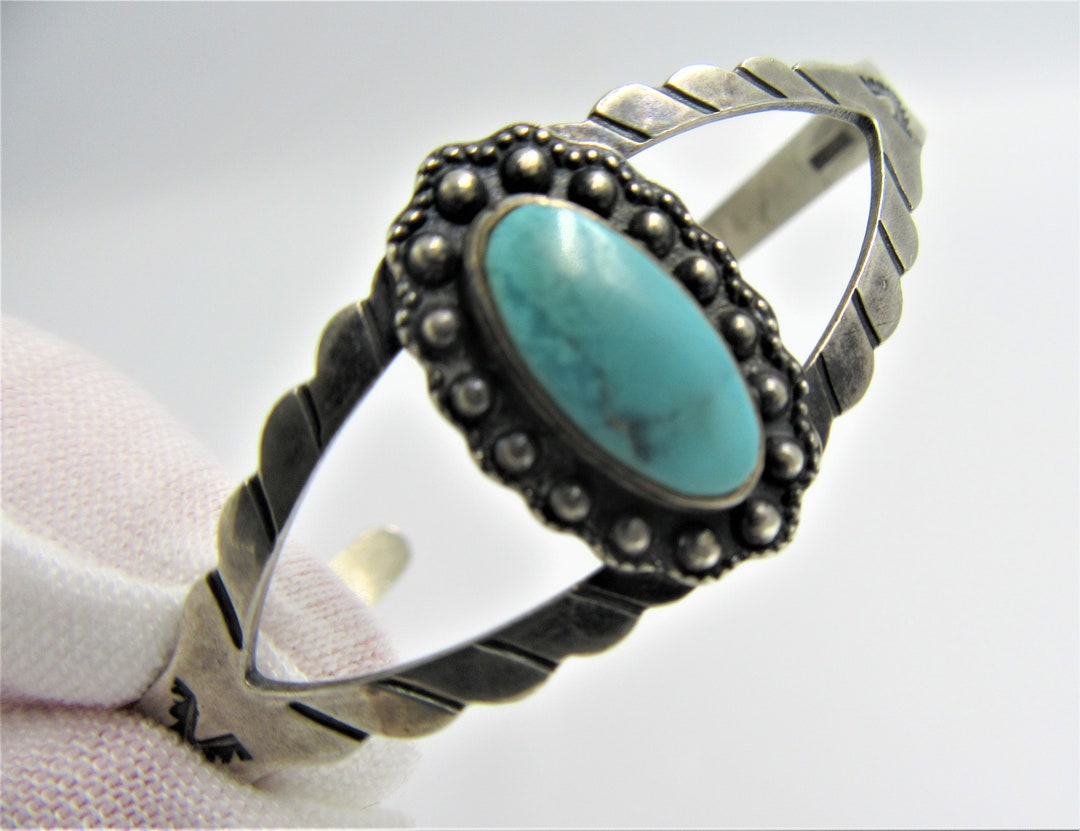 Vintage Fred Harvey Era Arrows Silver/Turquoise Stamped Brooch 2 7/8