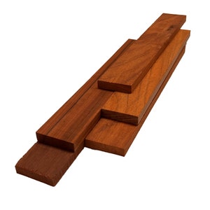 Afgesneden hout Padauk (3/8" x 2" x 12") {{verpakking van 5}} || DIY ambachtelijk snijwerk timmerhout ||