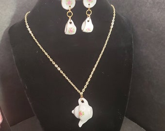 Adorables pendientes de taza de té y platillo con forma de tetera de cerámica diminuta / ENVÍO GRATIS / Kitchencore Chefcore Foodcore Kitchen Cottagecore Aesthetic