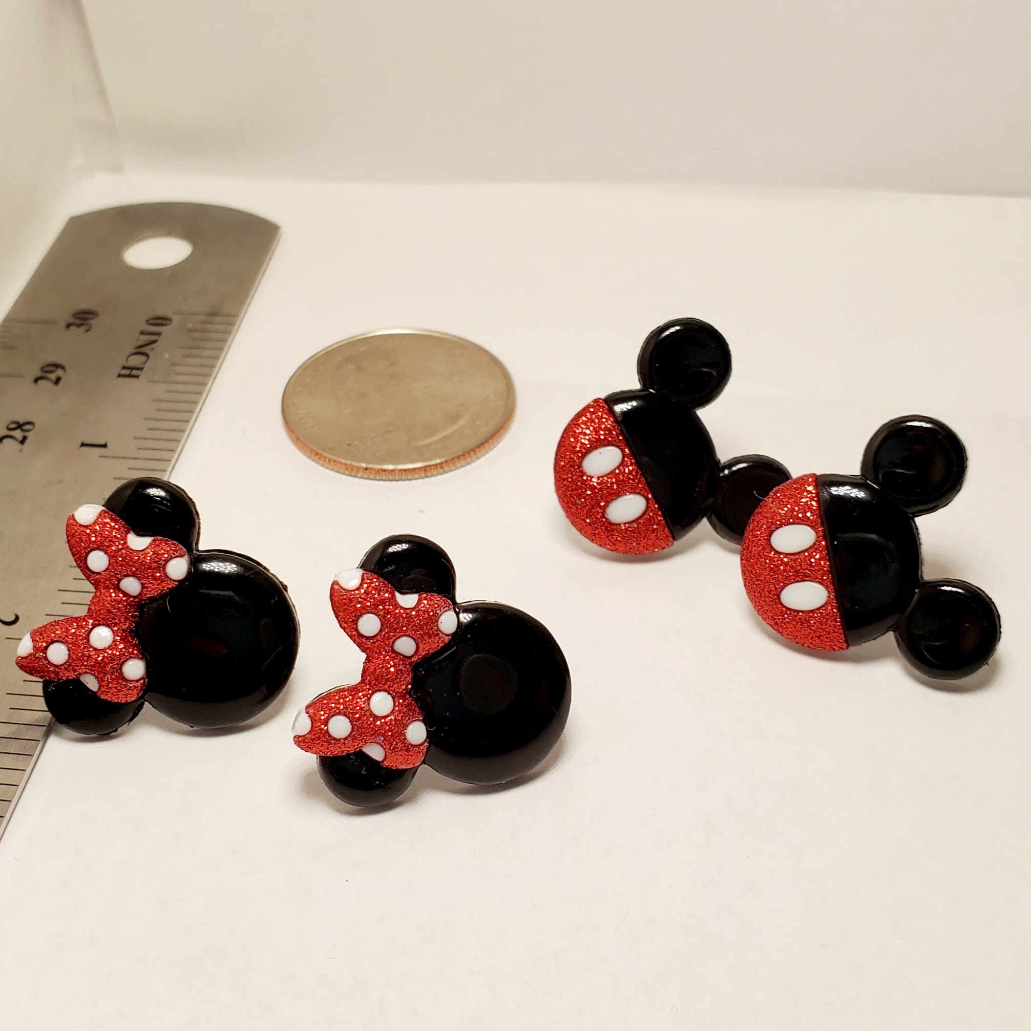 Supergangas - Orejas de Minnie y Mickey Mouse Q. 10.00 cada una. 96.00  docena