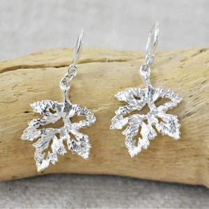 Silver Maple Leaf Earrings, Canadian Earrings Gift for Her, Silver Leaf Earrings