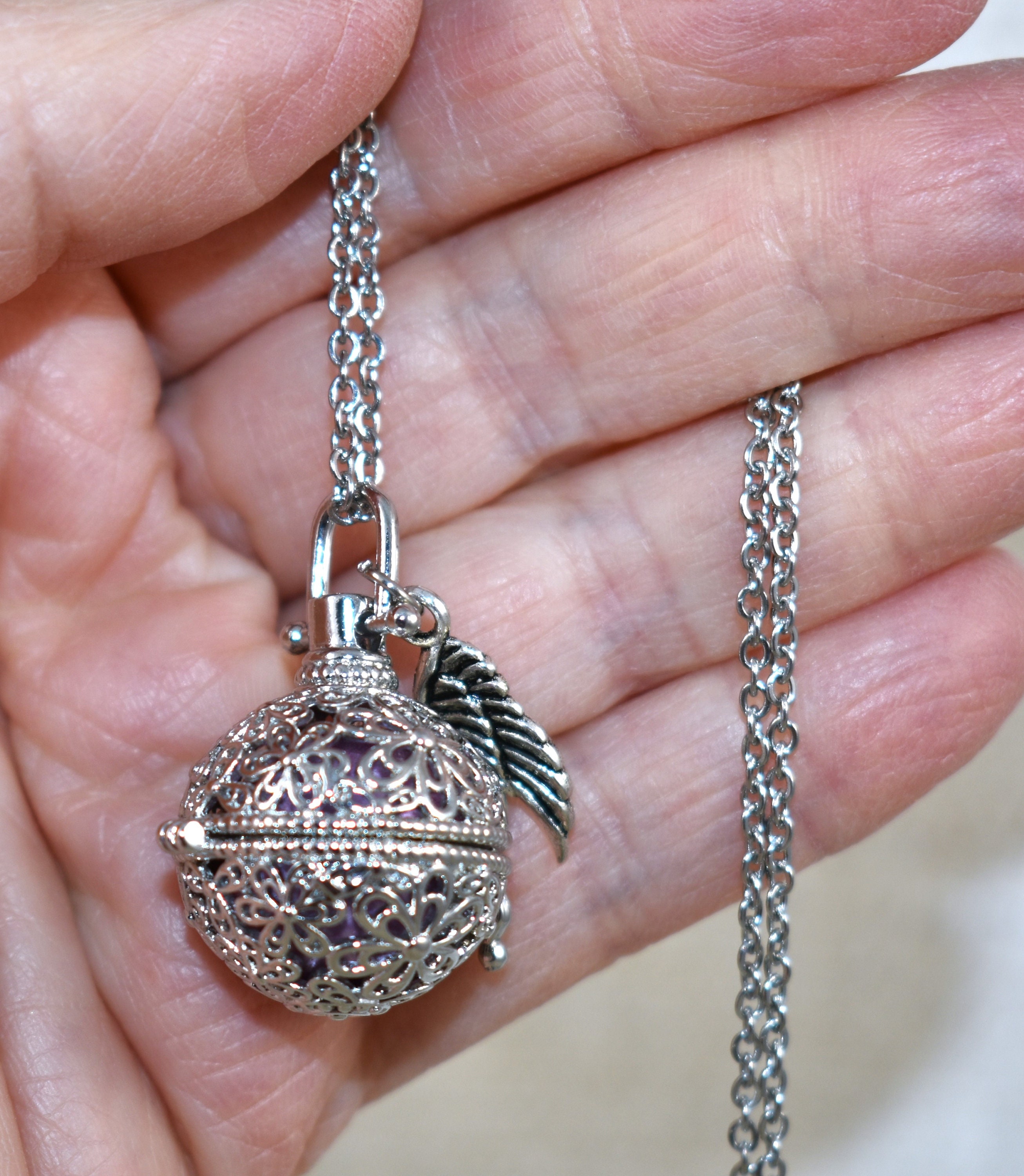 Collana Floreale Chiama-angeli: Campanella Dell'armonia, Ciondolo A Forma Di Ala D'angelo - Italia - Foto 4