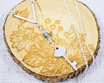 Necklace - Antiqued Sterling Silver Key Pendant Necklace