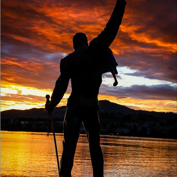 Freddie Mercury Dans Le Ciel Statue Sculpture Photo Print Canvas Print Metal Print Home Décor Lake Geneva Fine Art Montreux Switzerland