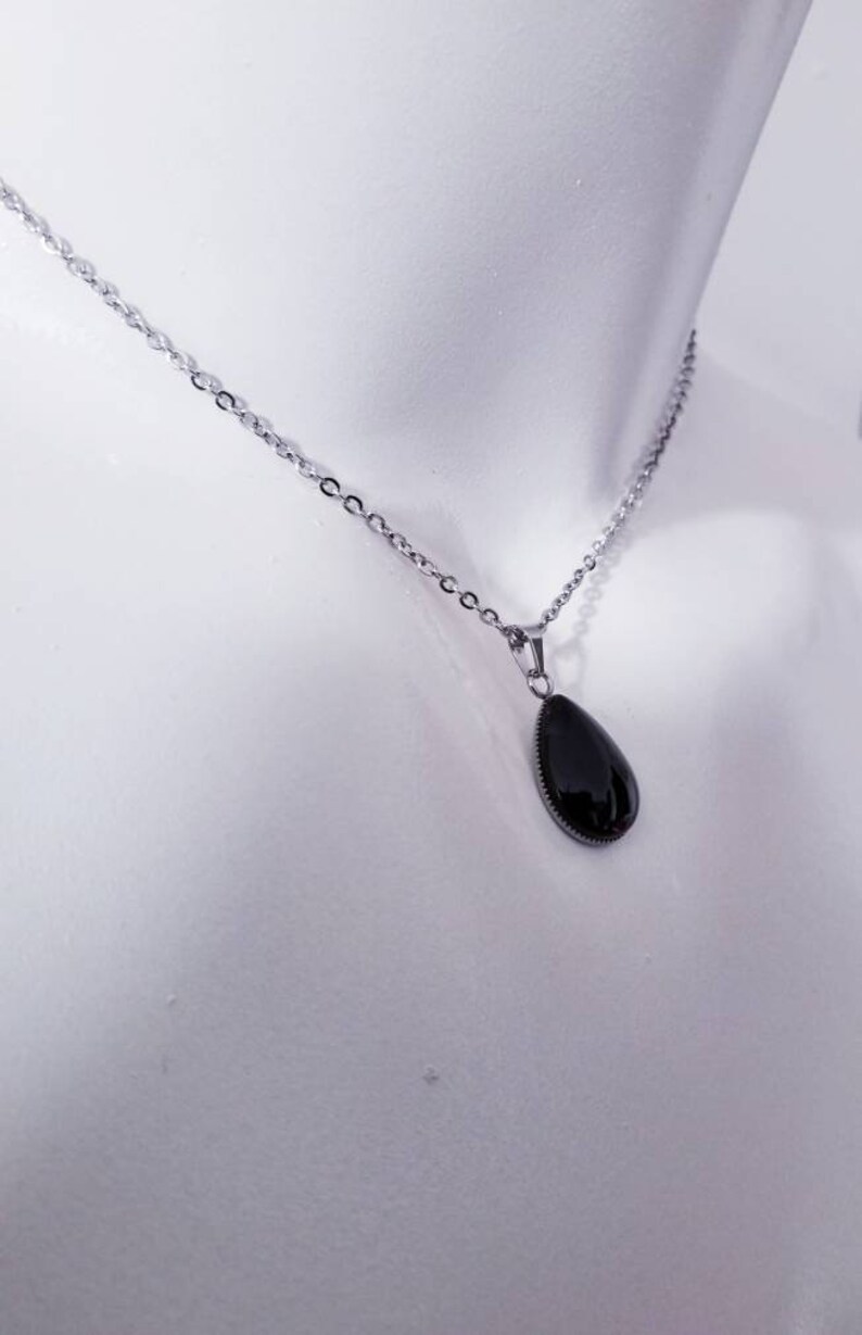Pendentif Chaîne Or Titane – Goutte D'eau Y-Drop, Réglable, Collier