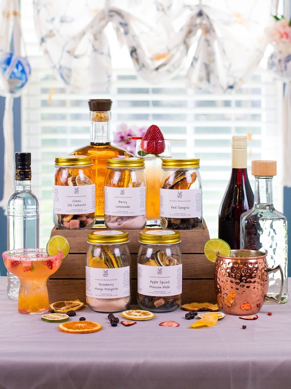 COCKTAIL KIT GIFT Set Includes 5 Incredible Mixed Drink Kits. Old  Fashioned, Margarita, Moscow Mule, Sangria Delicious Cocktail Recipes. 
