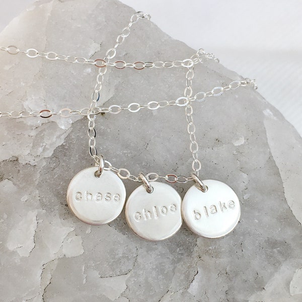 personalized necklace with kids names | jewelry gift for mom | new mom necklace | baby name necklace | gold, silver, rose gold | 9mm disc