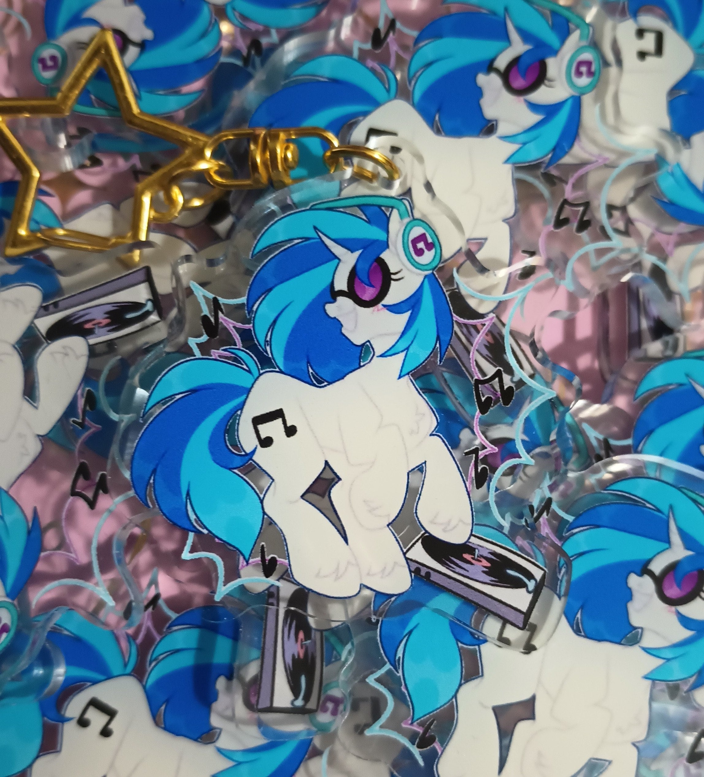 Vinyl Scratch / DJ PON3 -  2" Charm Keychain