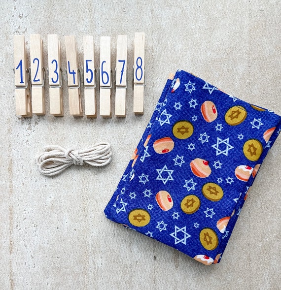 Hanukkah Advent Calendar, Kids Countdown With Star of David Fabric Pouches  & Numbered Wood Clips, Reusable Jewish Holiday Banner Decoration - Etsy  Sweden