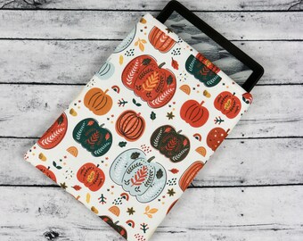 Fall Pumpkins Kindle Paperwhite Sleeve | Kindle Sleeve | Padded Sleeve | Book Gift | E-reader Sleeve | Kindle Cover | Bookish Gift