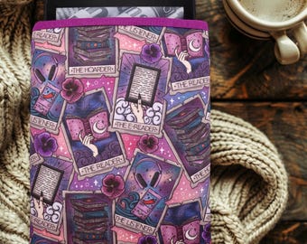 Bookish Tarot Cards Kindle Paperwhite Sleeve | Colorsoft Sleeve | Book Gift | Kindle Sleeve | Padded Sleeve | E-reader Sleeve | Witchy |