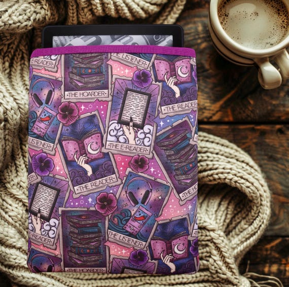 Bookish Tarot Cards Kindle Paperwhite Sleeve | Colorsoft Sleeve | Book Gift | Kindle Sleeve | Padded Sleeve | E-reader Sleeve | Witchy |
