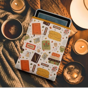 Cozy Reading Time Kindle Paperwhite Sleeve | Reader Gift | Padded Sleeve | Bookish Gift | Book Gift | E-reader Sleeve