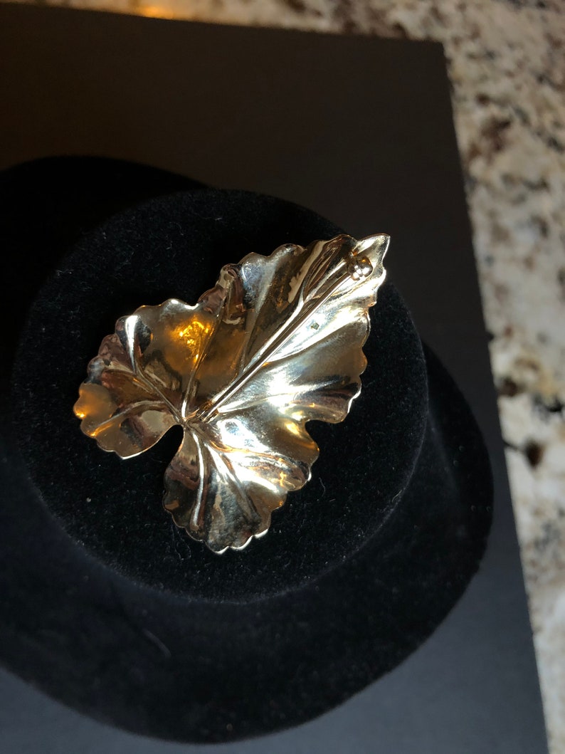 Vintage Judy Lee Brooch and Earring Set Gold Leaf and Rhinestones