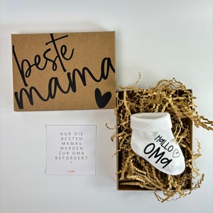Geschenkbox für Oma mit Babysocke zum Verkünden der Schwangerschaft, beste Mama