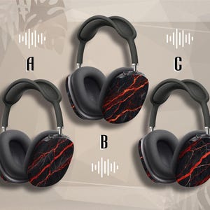 Pode incluir: Três pares de fones de ouvido over-ear com um design marmorizado preto e vermelho. Os fones de ouvido têm uma faixa de cabeça e fones de ouvido pretos. A imagem inclui as letras A, B e C, juntamente com gráficos de ondas sonoras.