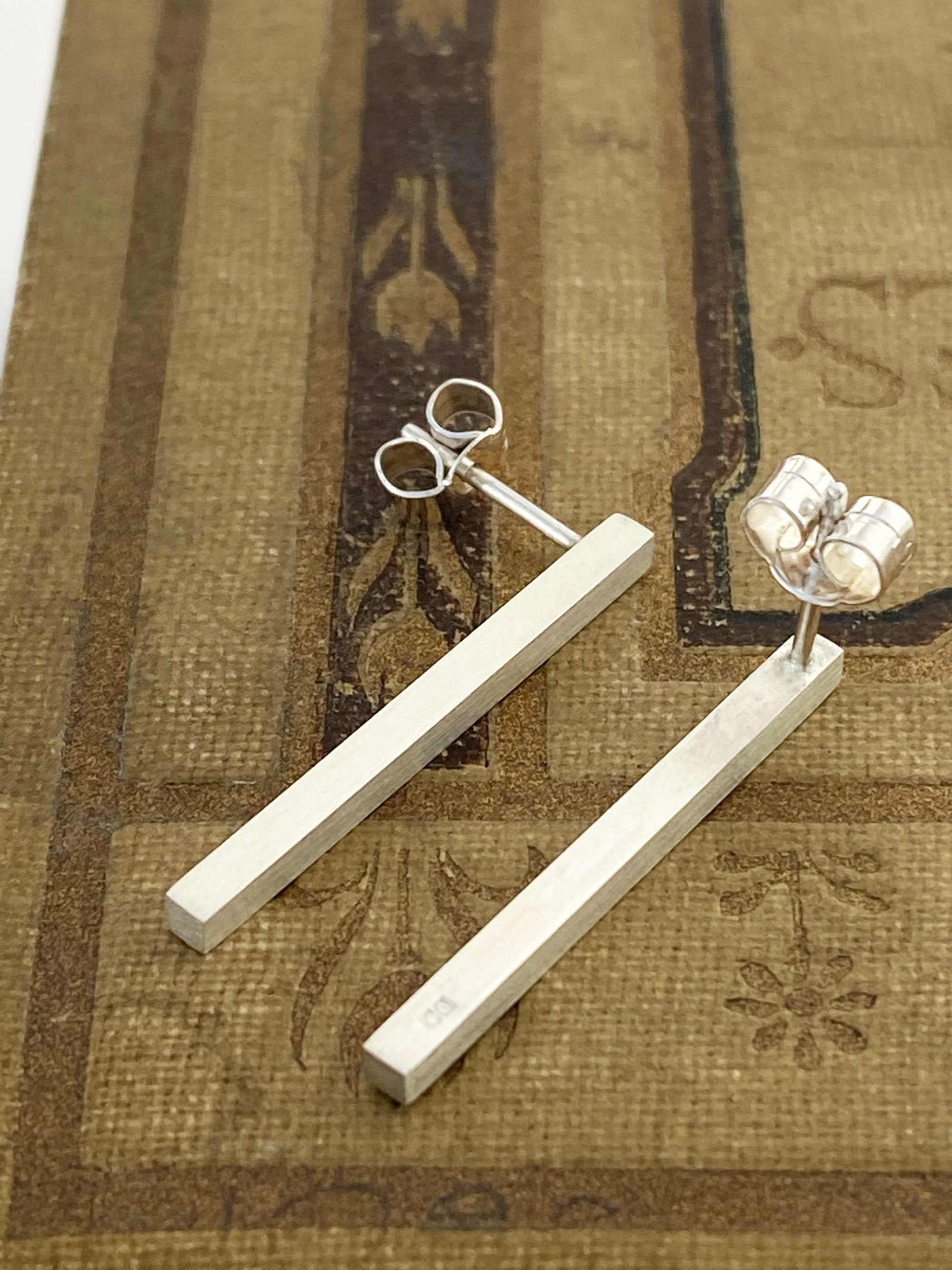 Silver rod earrings Simple rod studs silver stick earrings Etsy.de