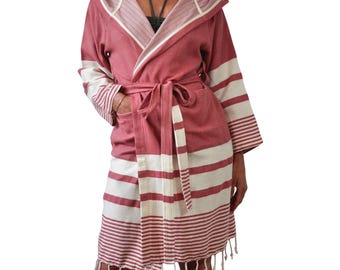 Hand-loomed Dusty Rose Pink Hammam Bathrobe with Hood and Tassels - Lightweight and Quick-Drying - Soft Cotton - Fairtrade and Fair made