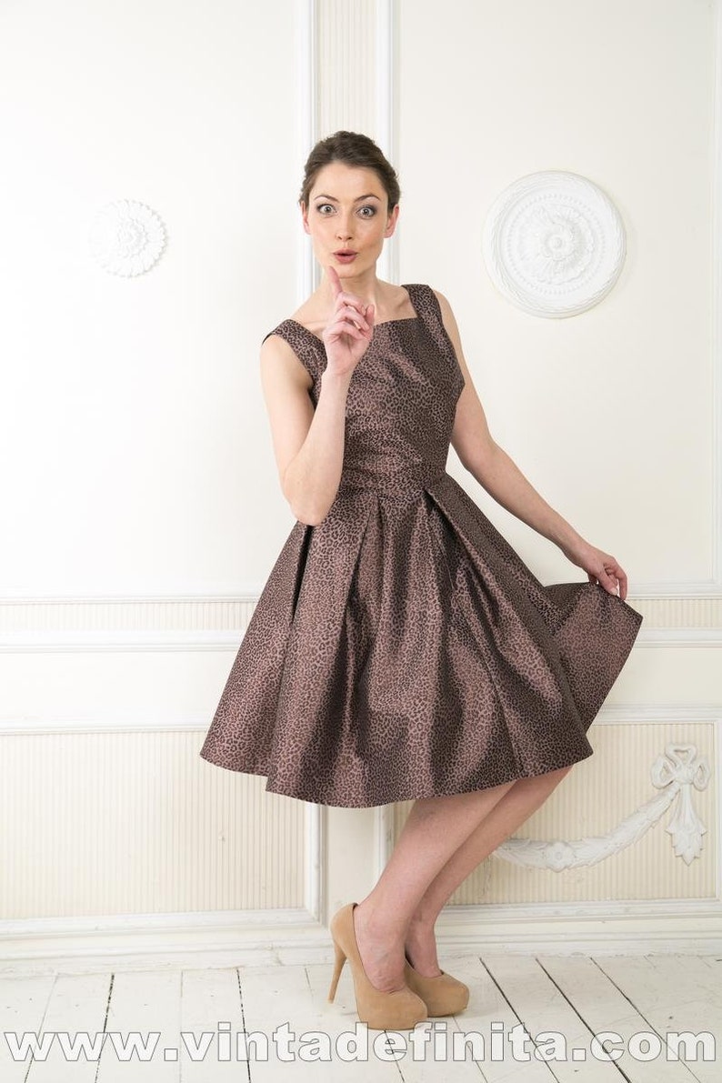 Dress VIOLETTA inspired by 1950s fashion image 10