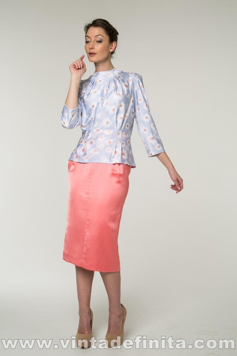 Blouse CIARA floral print Italian fabric inspired by 1940s fashion image 2