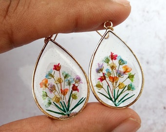Rainbow Pressed flower earrings, Resin jewelry, Colourful wish earrrings, botanical earrings, Mothers gift with natural touch