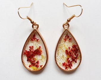 Flower resin Earrings, Gift for mother, Resin jewelry, Pressed flower Jewellery, Botanical earrings, Dried flower and leaves earrings