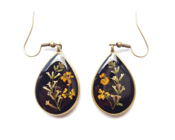 Real flowers resin earrings botanical drop earrings Valentine/'s Day gift Mother/'s Day gift
