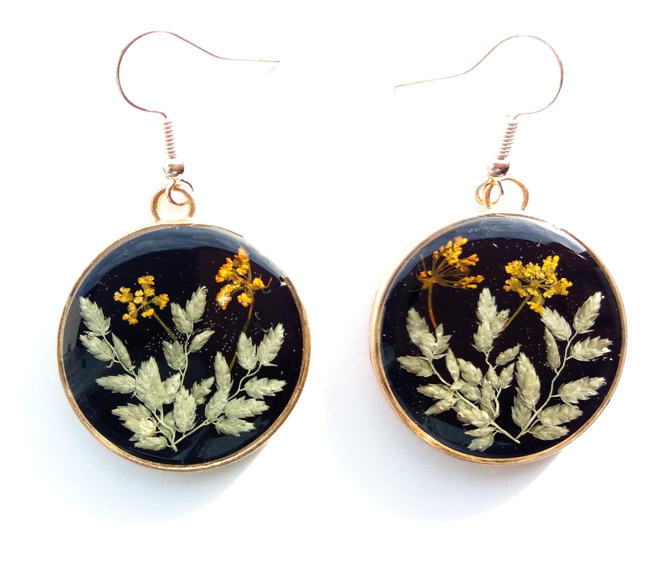 Real flowers resin earrings botanical drop earrings Valentine/'s Day gift Mother/'s Day gift