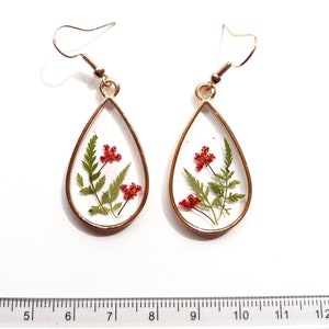 Flower resin Earrings, Valentine gift, Resin jewelry, Pressed flower Jewellery, Botanical earrings, Mothers gift with natural touch image 5