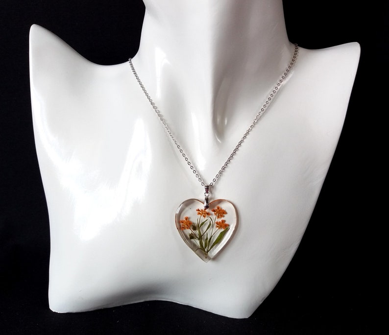 Geperste bloemenketting, echte bloemsieraden, botanische bloemenketting, sterling zilveren ketting, bloemenvalentijnscadeau afbeelding 5