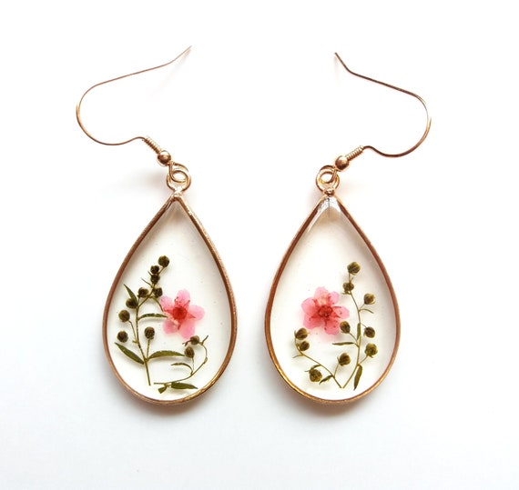 Floral Resin Earrings  Unique items products, Resin jewelry