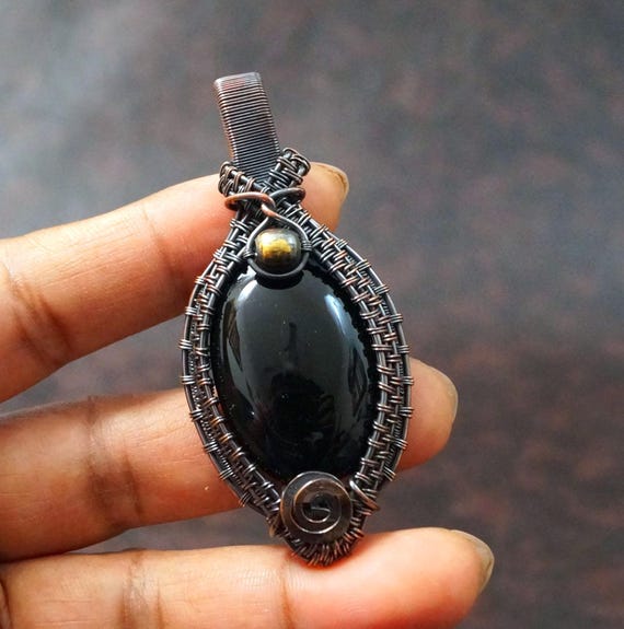 Handmade Black Onyx Copper Wire Wrapped Pendant: Wire Wrap 