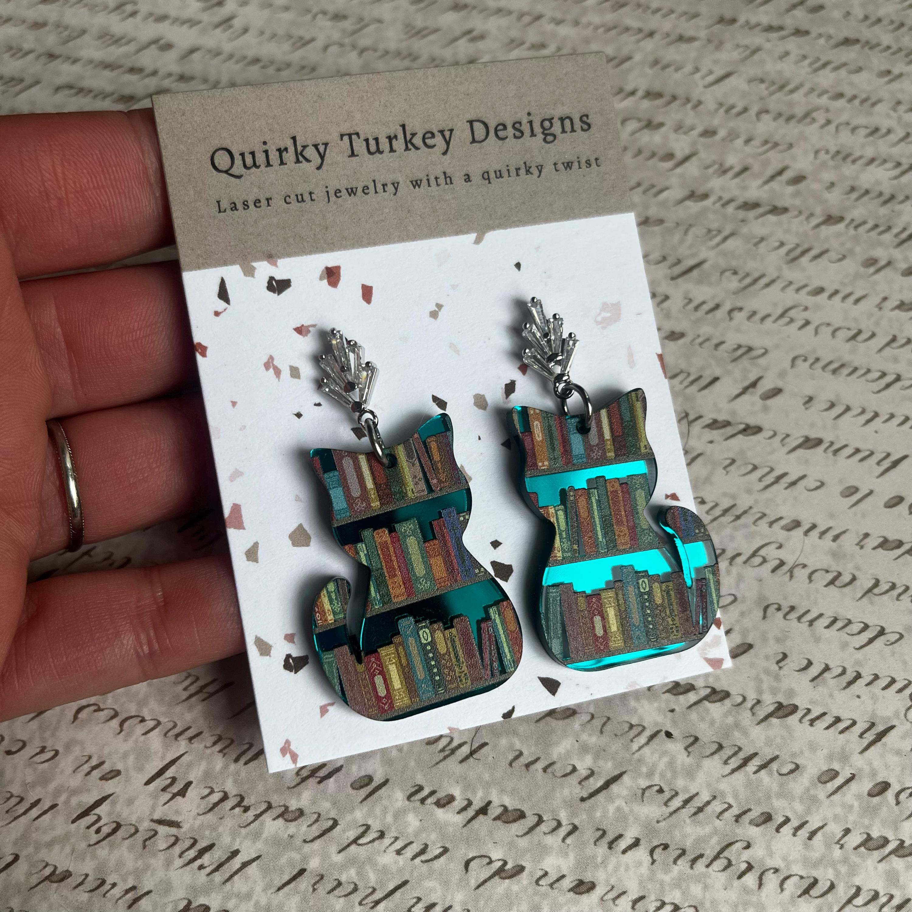 CENWA Orecchini a perno a forma di libro, piccoli orecchini a forma di libro, idea regalo per gli amanti dei libri, 1*0.6cm, Acciaio inossidabile