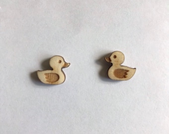 Duck wood stud earrings