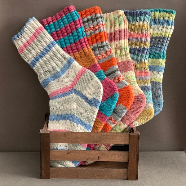 Jeu de laines à chaussettes Warm & Cosy, 6 épaisseurs, lot de 2,4,6,8 écheveaux 6 couleurs différentes au choix parmi la laine naturelle PERFORMANCE