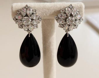 Vintage Crystal & Black Teardrop Clip-On Earrings – Old Hollywood Elegance with a Modern Twist