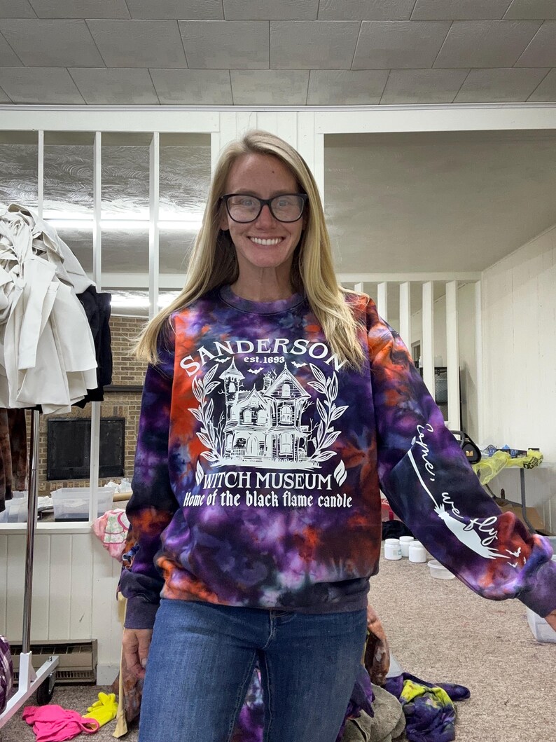 Sanderson Sisters Muesem Sweatshirt With Sleeve Detail SHIPPING