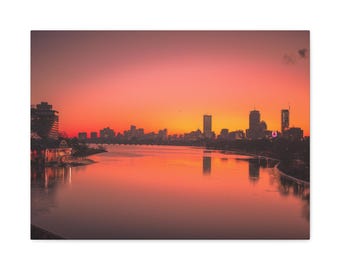 Skyline van Boston bij zonsopgang op een decemberochtend vanaf de Boston University Bridge