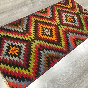 Turecki dywan kilimowy, anatolijski dywan kilimowy, dywan kilimowy Vintage, dywan kilimowy Boho, rustykalny dywan kilimowy, mały dywan kilimowy, dywanik domowy, dywanik kuchenny