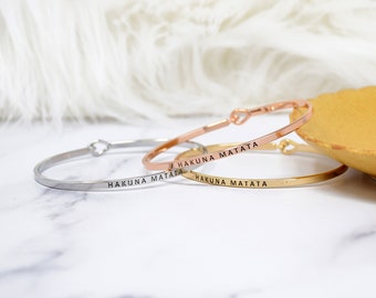 Me Plus Inspirational HAKUNA MATATA Positive Message Bar Pendant Keychain