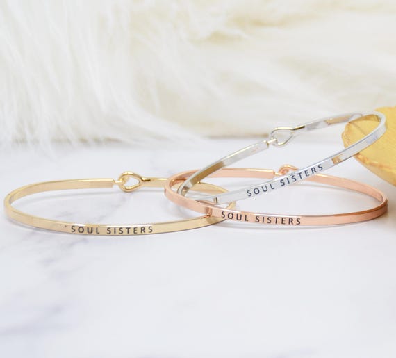 Soul sisters - Bracelet Bangle with Message for Women Girl Daughter Wife Holiday Anniversary Special Gift