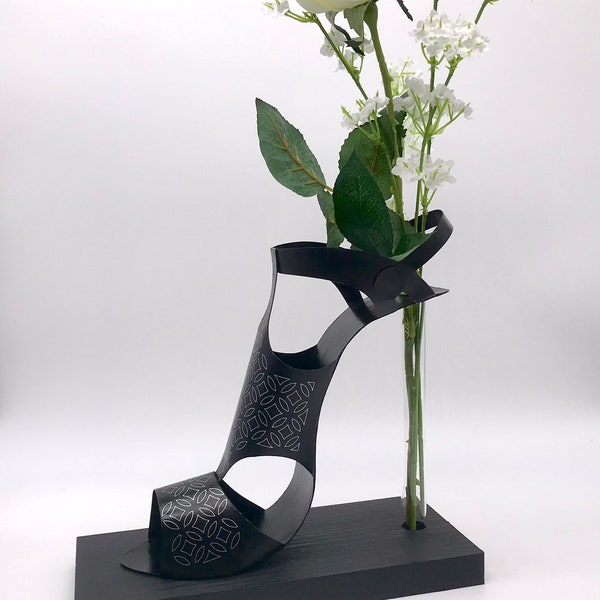 Elegante Vase für Schuhliebhaberinnen, Vase in Schuhform, must have für Schuhsüchtige, ausgefallene Geschenkidee