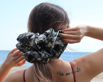 Earth GIGA Scrunchy