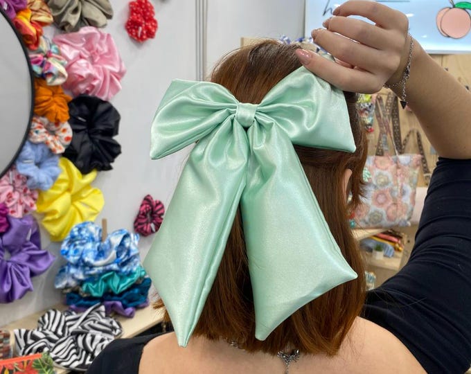 Mint Chunky Bow