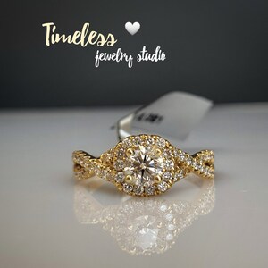 Round Shape Diamond Ring with a beautiful!!!,  Micro Pave Eternity Diamond, Minimalist Ring in 14k Gold, Round Cut Halo Diamond Engagement