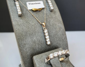 Parure De Bijoux (collier, Bracelet, Boucles D'oreilles) Plaqué Argent Avec Zircon - Marque George Smith - Occasion