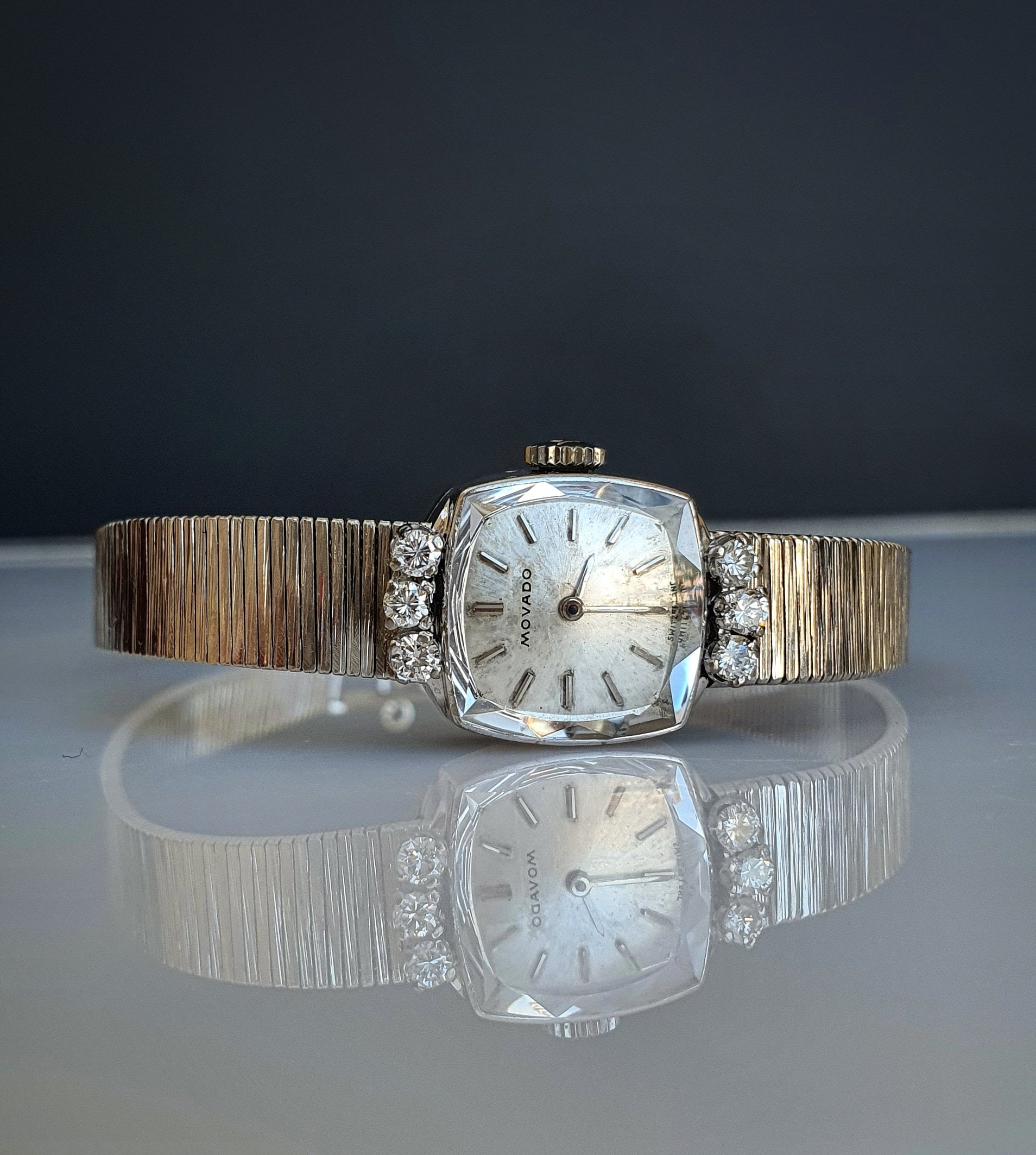 Vintage 18K White Gold Movado Diamond Watch: Retro Deco 